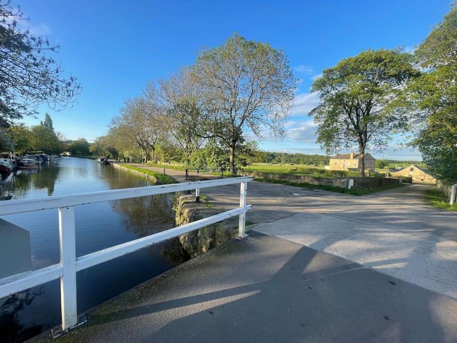 Farsley Cottage Екстер'єр фото
